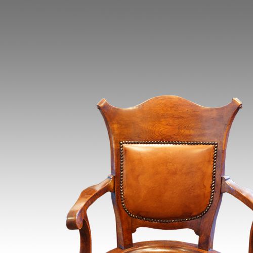 fig 1. Edwardian oak revolving desk chair
