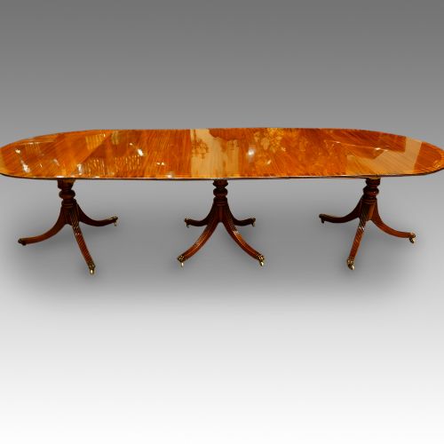 fig 1. Regency style mahogany 3 pillar dining table