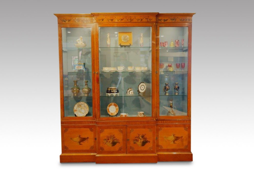Edwardian Satinwood breakfront hand-decorated display cabinet