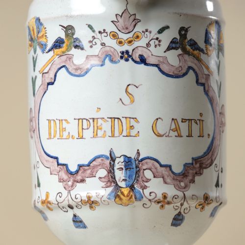 A PAIR OF 18TH CENTURY BRUSSELS DELFWARE JARS - ADDITIONAL PHOTO 5