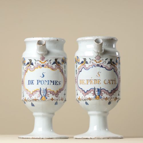 A PAIR OF 18TH CENTURY BRUSSELS DELFWARE JARS - ADDITIONAL PHOTO 6