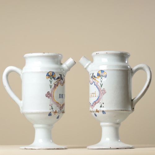 A PAIR OF 18TH CENTURY BRUSSELS DELFWARE JARS - ADDITIONAL PHOTO 7
