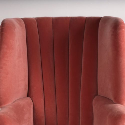 AN 18TH CENTURY BARREL BACK ARMCHAIR - ADDITIONAL PHOTO 4