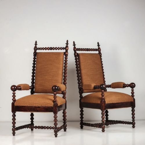 A PAIR OF 19TH CENTURY FAUX ROSEWOOD ARMCHAIRS - ADDITIONAL PHOTO 1