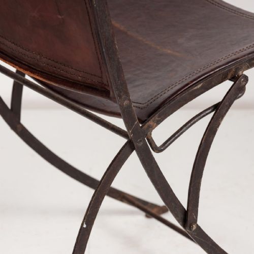 A PAIR OF FRENCH LEATHER CHAIRS CIRCA 1900 - ADDITIONAL PHOTO 4