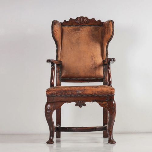 A 19TH CENTURY FRENCH PROVINCIAL CHAIR - ADDITIONAL PHOTO 1