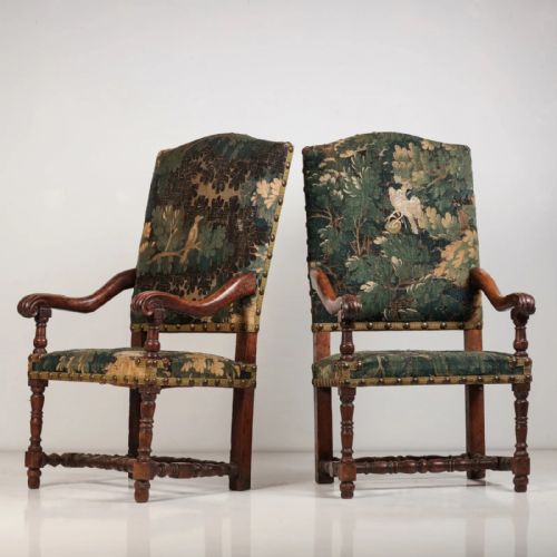 A PAIR OF 17TH CENTURY TAPESTRY CHAIRS - ADDITIONAL PHOTO 7