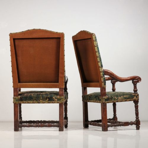 A PAIR OF 17TH CENTURY TAPESTRY CHAIRS - ADDITIONAL PHOTO 12