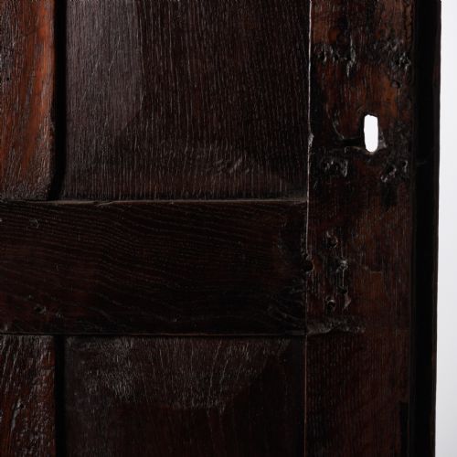 A 17TH CENTURY OAK CUPBOARD - ADDITIONAL PHOTO 10