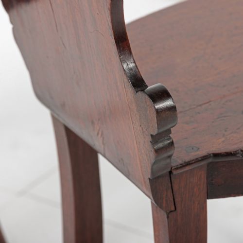 A PAIR OF 19TH CENTURY ENGLISH HALL CHAIRS - ADDITIONAL PHOTO 7
