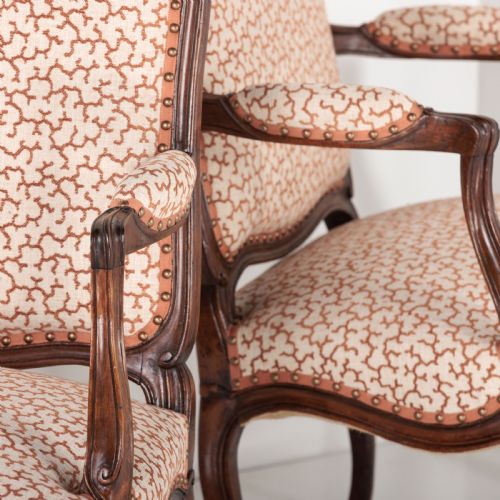 A PAIR OF LARGE SCALE 19TH CENTURY FRENCH FAUTEUILS - ADDITIONAL PHOTO 16