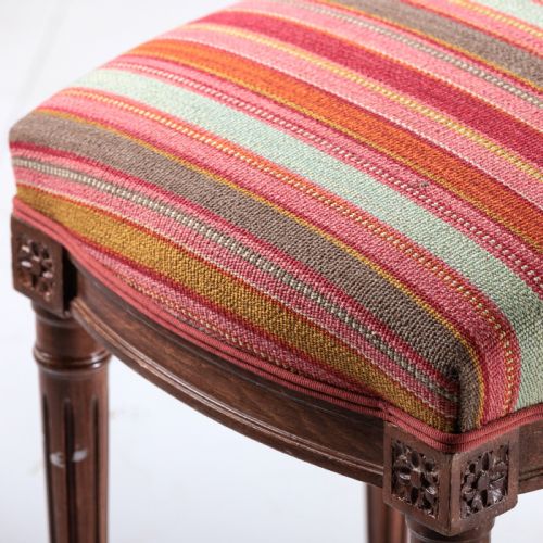A 19TH CENTURY FRENCH BENCH - ADDITIONAL PHOTO 3
