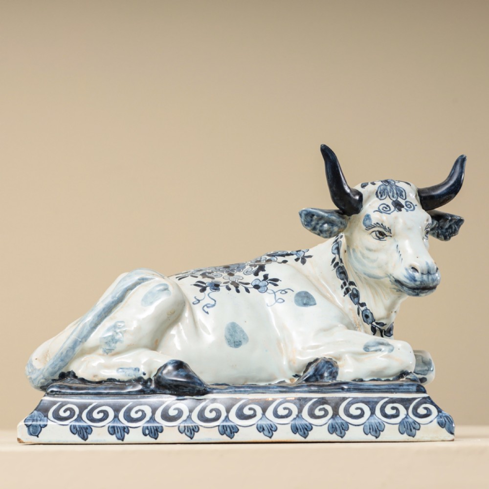 A Pair of 18th Century Delft Cows figurines View IV