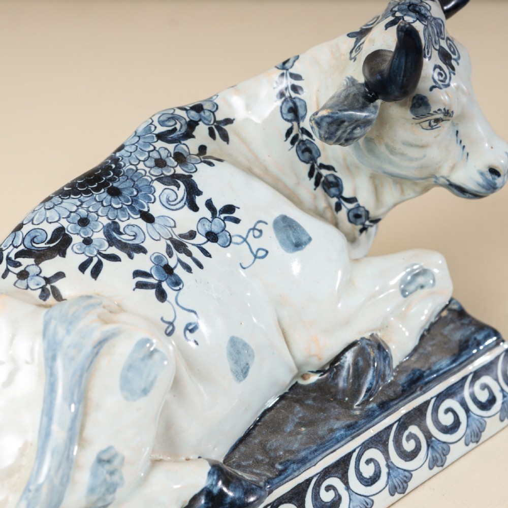 A Pair of 18th Century Delft Cows figurines View X