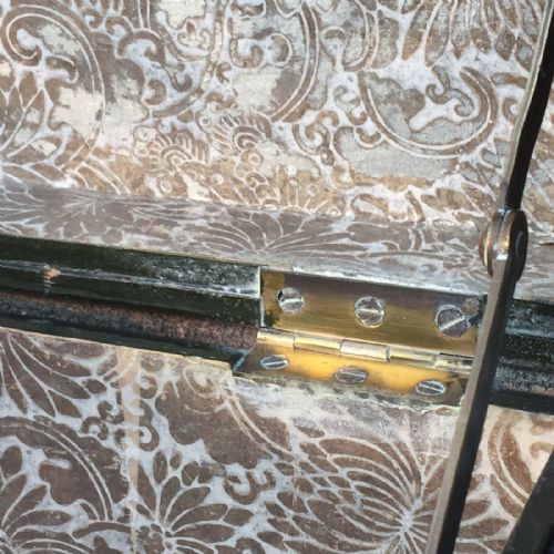 REGENCY LEATHER COVERED CAMPHOR CAMPAIGN CHEST - ADDITIONAL PHOTO 5