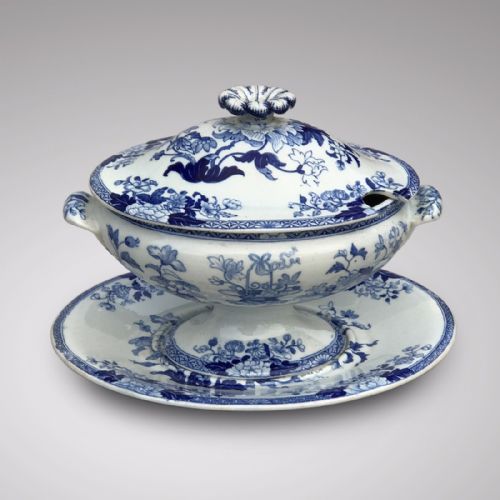 19th Century Wedgwood Sauce Tureen and Stand