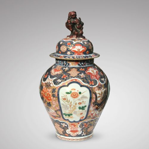 Early 18th Century Japanese Imari Vase & Cover