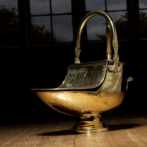 19TH CENTURY BRASS COAL SCUTTLE - ADDITIONAL PHOTO 3