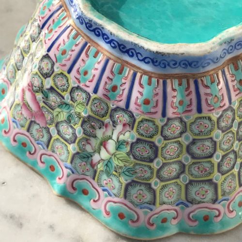 QING DYNASTY CHINESE LOBBED RECTANGULAR BOWL - ADDITIONAL PHOTO 8
