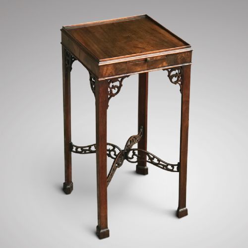Edwardian Mahogany Kettle Stand in the Georgian Style