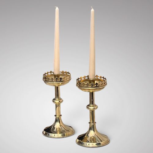 PAIR OF 19TH CENTURY BRASS CANDLESTICKS - ADDITIONAL PHOTO 1
