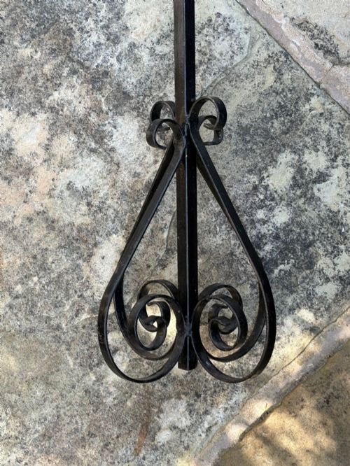 ANTIQUE WROUGHT IRON WET PAINT SIGN - ADDITIONAL PHOTO 1