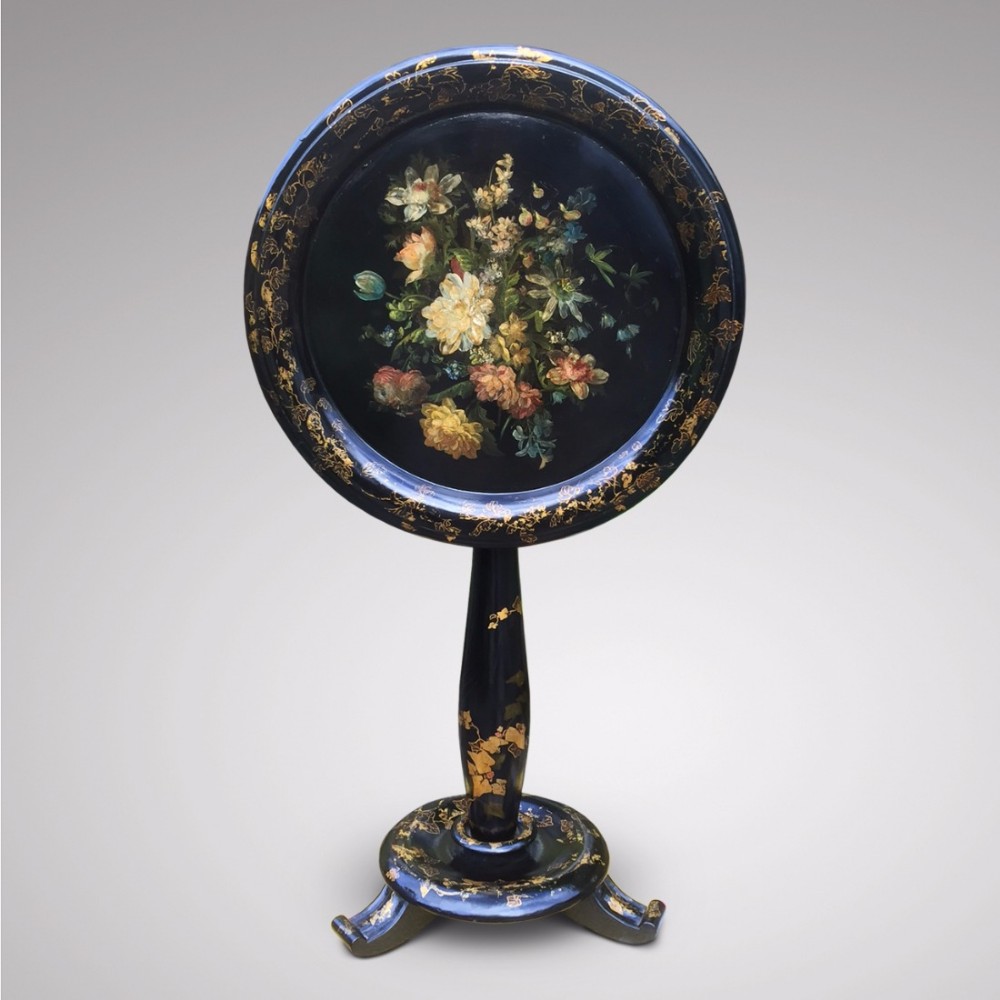 Jennens & Bettridge Papier Mache Pedestal Table