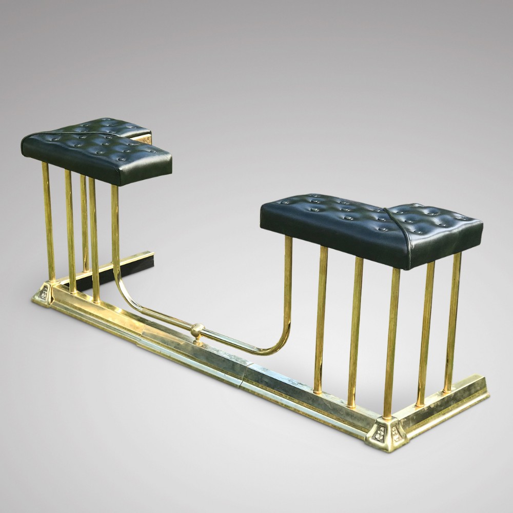 Extending Brass Club Fender