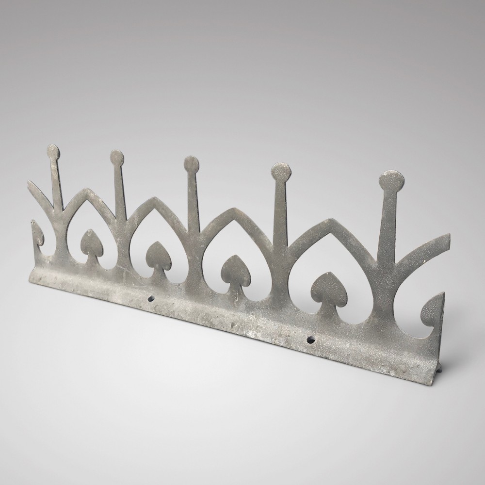 Decorative Victorian Wrought Iron Edging