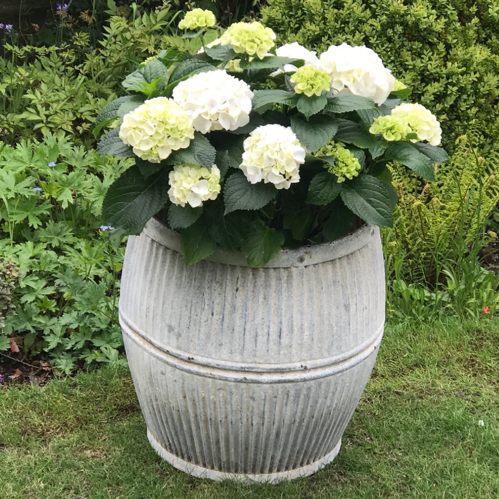 Victorian Galvanised Metal Dolly Tub