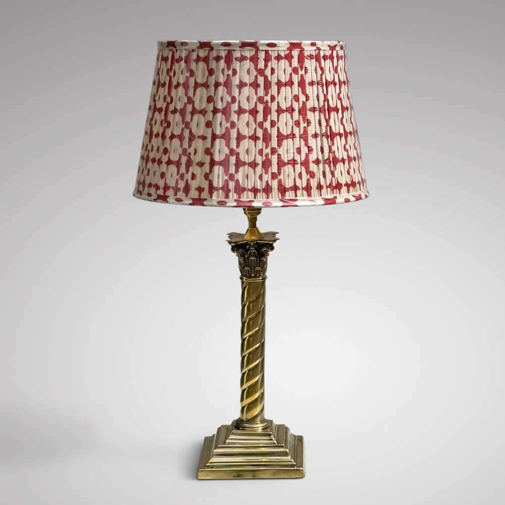 Antique Brass Twisted Column Table Lamp