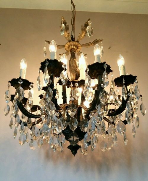 English C1900/1910 20 Arms Crystal Chandelier