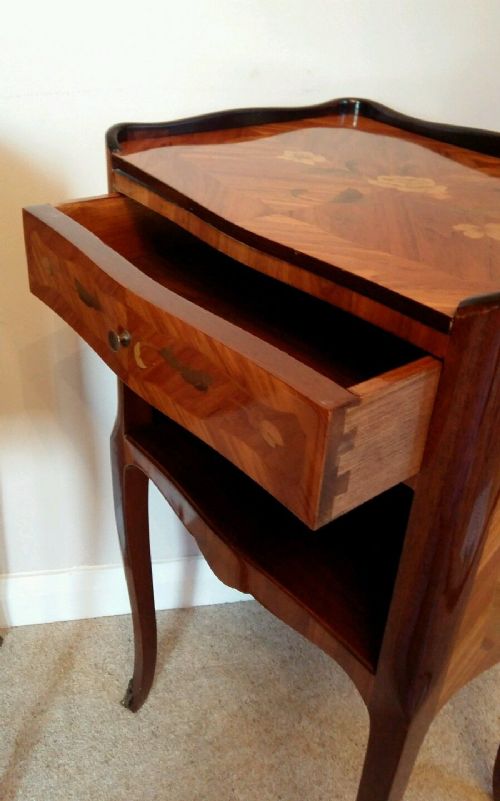 fig 1. French c1920 Mahogany Marquetry Veneer Bedside Cabinets 