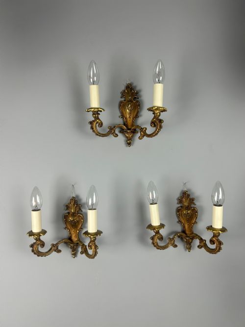 SET OF 3 FRENCH GILDED BRASS ROCOCO ANTIQUE WALL LIGHTS - ADDITIONAL PHOTO 7