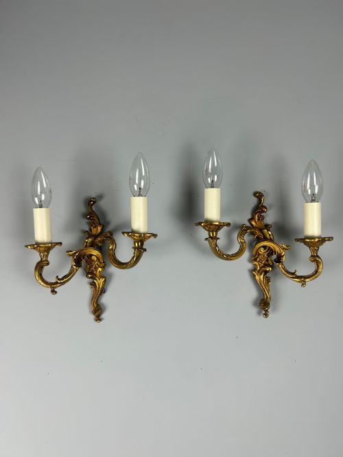 FRENCH PAIR OF GILDED BRONZE ANTIQUE WALL LIGHTS - ADDITIONAL PHOTO 9