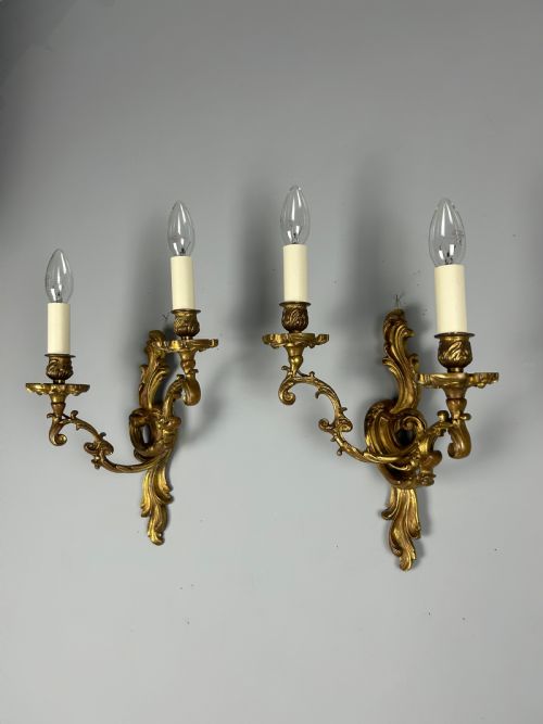 FRENCH PAIR OF GILDED BRONZE ANTIQUE WALL LIGHTS - ADDITIONAL PHOTO 5