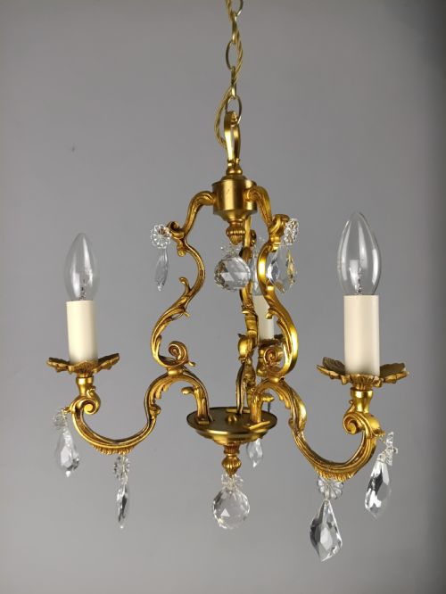 FRENCH GILT BRASS CRYSTAL TRIPLE LIGHT ANTIQUE CHANDELIER - ADDITIONAL PHOTO 10