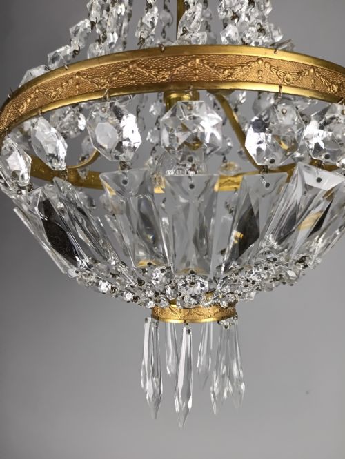 FRENCH CUT GLASS CRYSTAL TENT AND BAG CHANDELIER - ADDITIONAL PHOTO 1