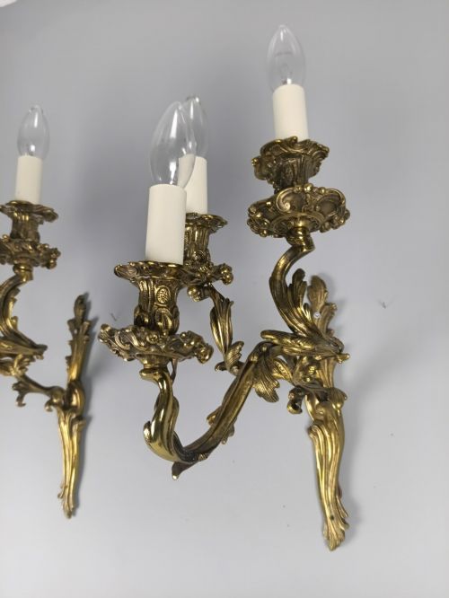 PAIR OF ANTIQUE FRENCH GILDED BRONZE ROCOCO TRIPLE ARM WALL SCONCES LIGHTS REWIRED - ADDITIONAL PHOTO 1