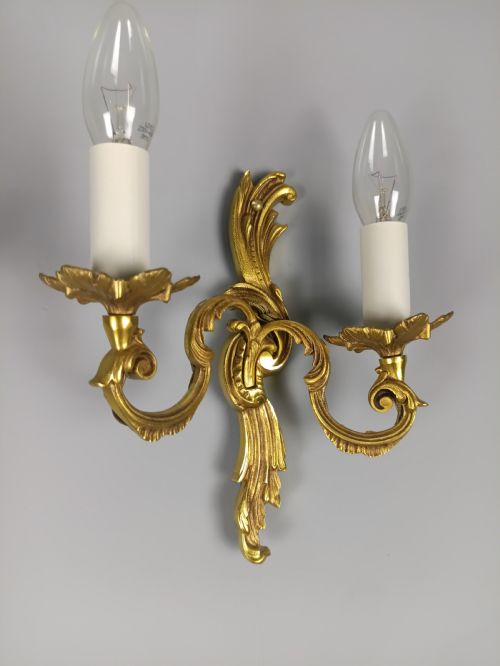 PAIR OF GILDED TWIN ARM ANTIQUE WALL LIGHTS - ADDITIONAL PHOTO 4