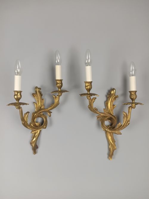 FRENCH PAIR OF GILDED BRONZE ANTIQUE WALL LIGHTS - ADDITIONAL PHOTO 7