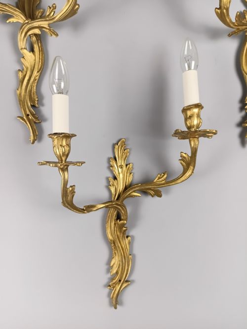 SET OF 4 LARGE FRENCH ANTIQUE TWIN ARM GILDED BRONZE GILDED BRONZE WALL LIGHTS - ADDITIONAL PHOTO 4