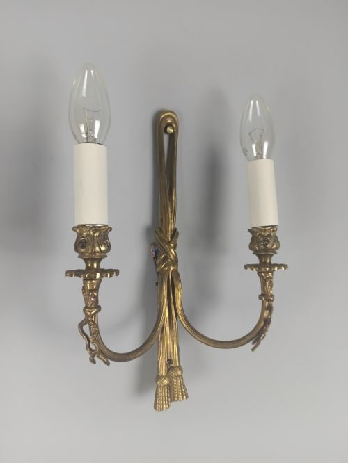 PAIR OF FRENCH ANTIQUE GILT BRASS RIBBON WALL LIGHTS - ADDITIONAL PHOTO 2