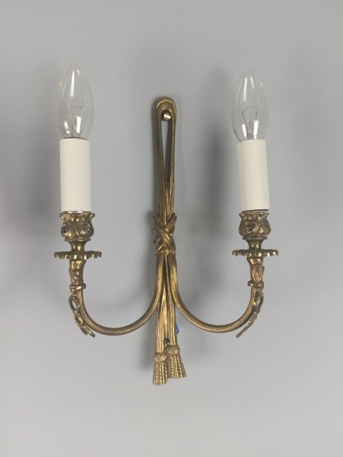 PAIR OF FRENCH ANTIQUE GILT BRASS RIBBON WALL LIGHTS - ADDITIONAL PHOTO 3