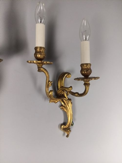FRENCH PAIR OF GILDED ANTIQUE WALL LIGHTS - ADDITIONAL PHOTO 1