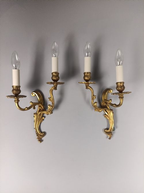 FRENCH PAIR OF GILDED ANTIQUE WALL LIGHTS - ADDITIONAL PHOTO 2