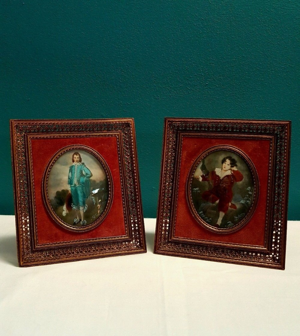 PAIR c1910 Italian Miniature Signed Portrait Paintings Gilt Frame