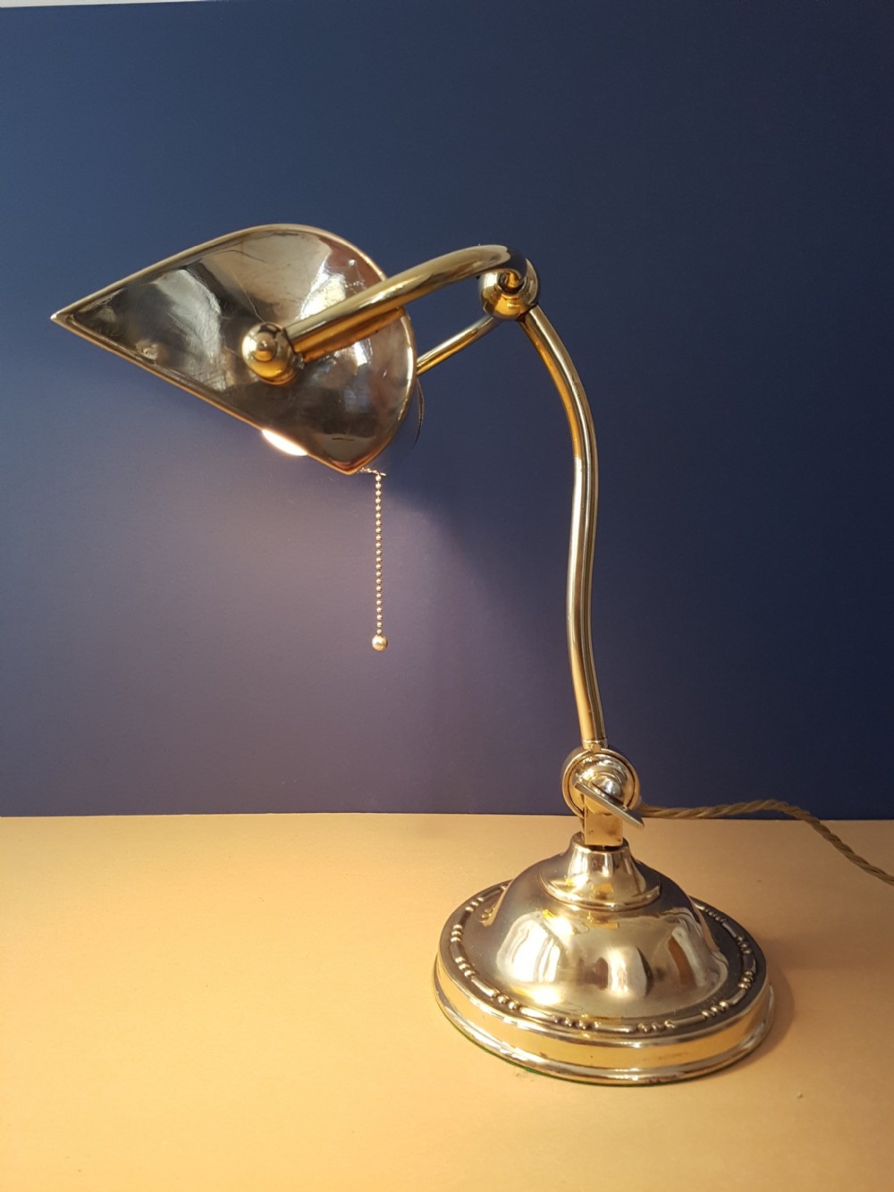 c1920 Polished Brass Bankers Lamp with Original Pull Switch