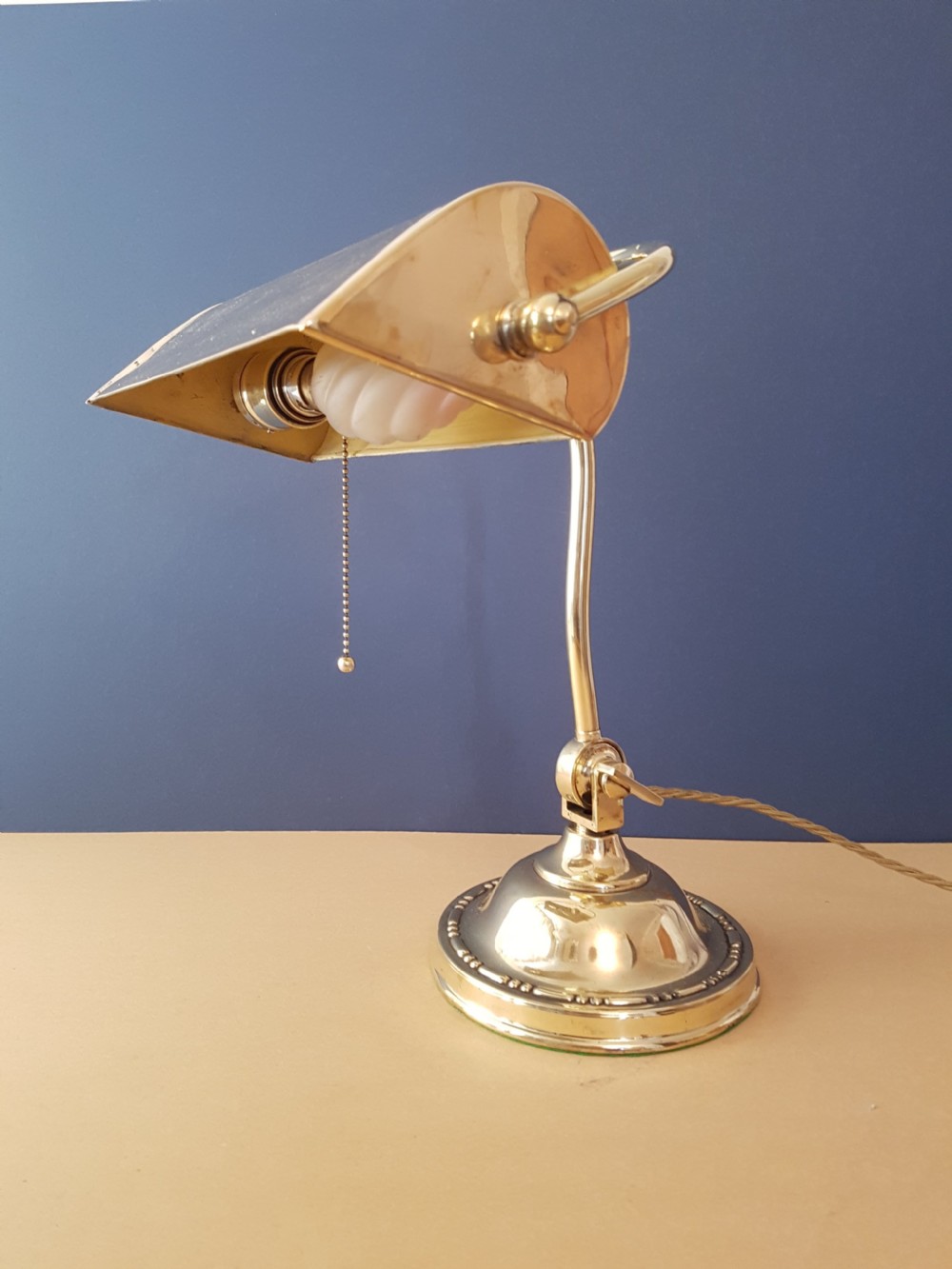 c1920 Polished Brass Bankers Lamp with Original Pull Switch View VI