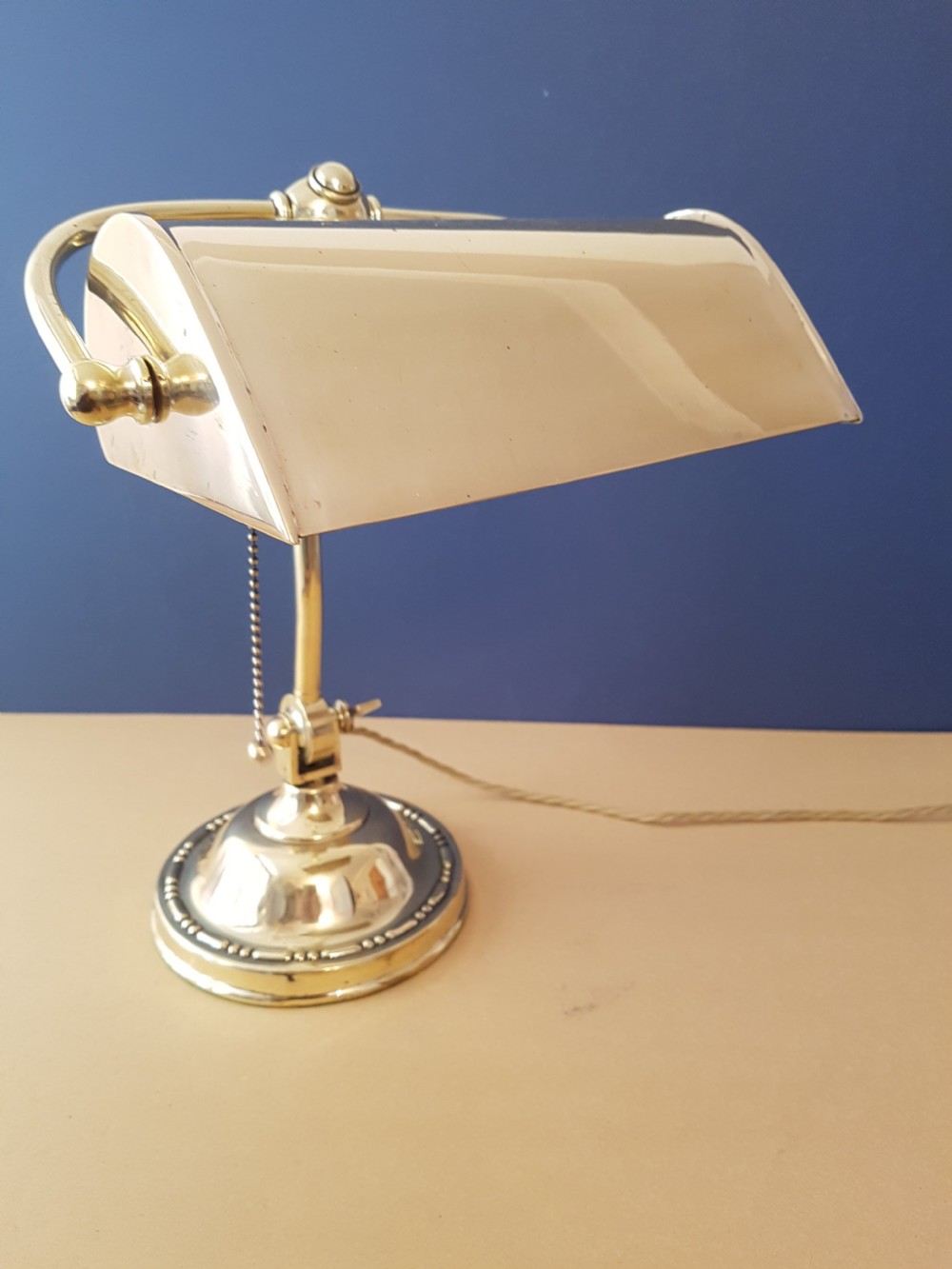 c1920 Polished Brass Bankers Lamp with Original Pull Switch View X